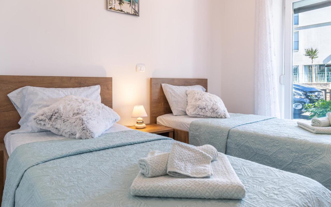 Villa Umag Seafront Bagian luar foto